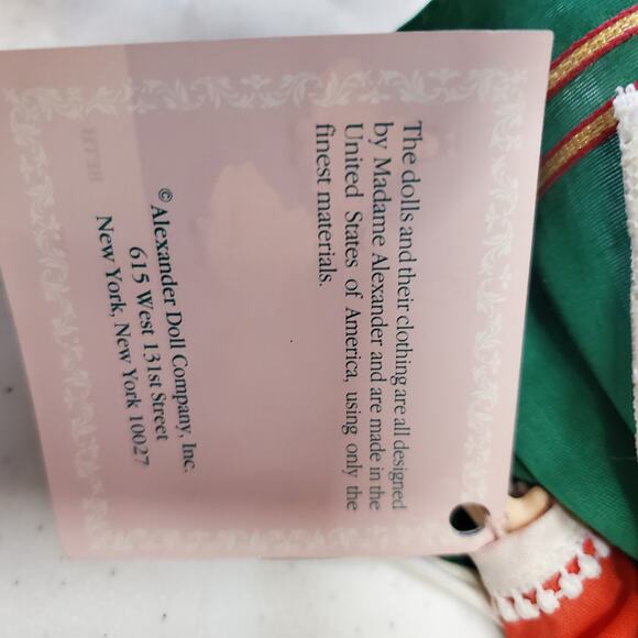 Madame Alexander Minitature Showcase Great Britain & Denmark Dolls with tags - Picture 12 of 16